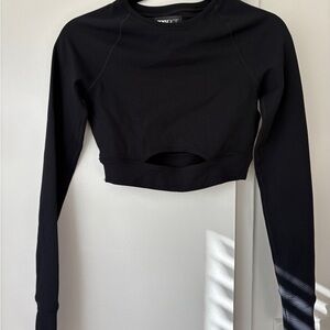 Beach Riot Black Long Sleeve Work Out Top